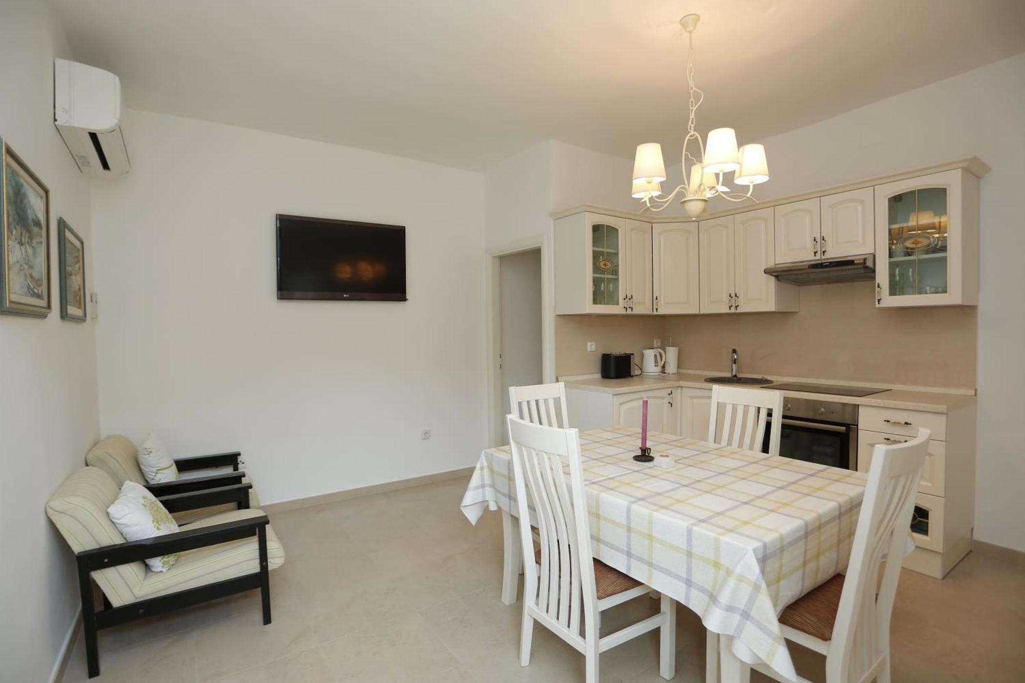 Apartments Marino Supetar Phòng bức ảnh