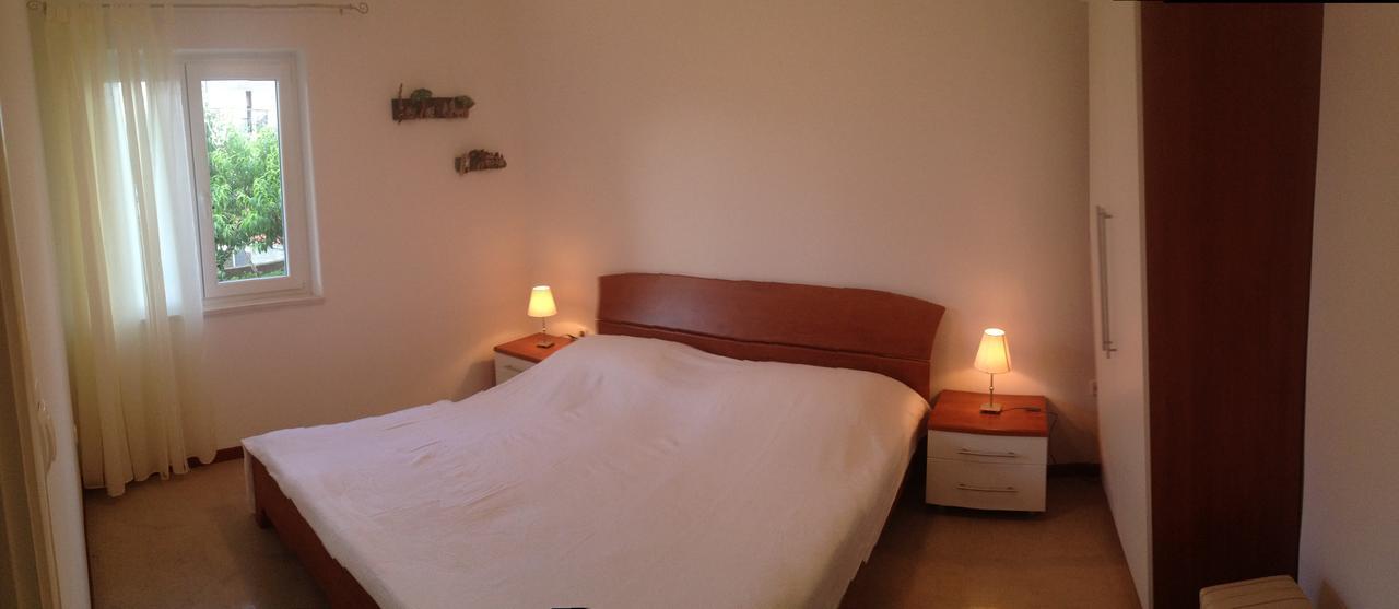 Apartments Marino Supetar Ngoại thất bức ảnh